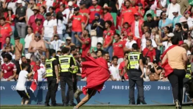 Drama Argentina vs Maroko: Gol Dianulir, Fans Serbu Lapangan kemudian juga Kekesalan Lionel Messi