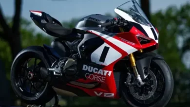 Tinggalkan Mesin V-Twin, Ducati Panigale V2 Superquadro Final Edition Dikenalkan