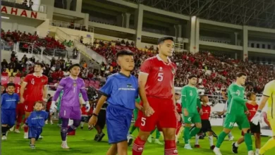 Anak Anda Mau Digandeng Pemain Timnas Indonesia ketika Lawan Australia? Begini Syaratnya